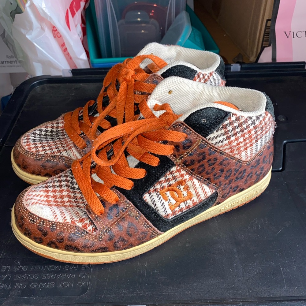 DC Women's Sneakers with Orange and Brown Pattern